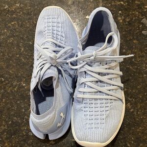 Women’s Under Armour Speedform sneakers Size 11